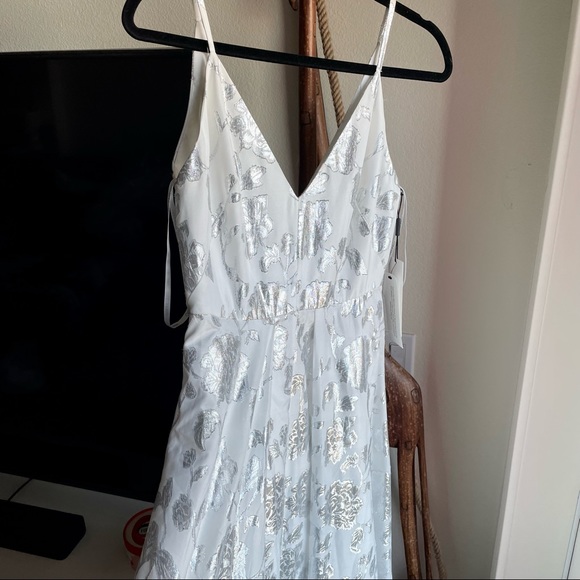 Calvin Klein Dresses & Skirts - Calvin Klein Floral Dress